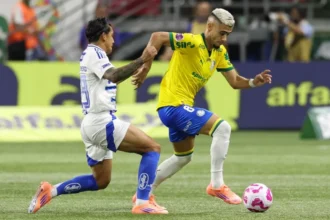 Palmeiras tropeça em casa e empata sem gols com o Cruzeiro pelo Brasileirão