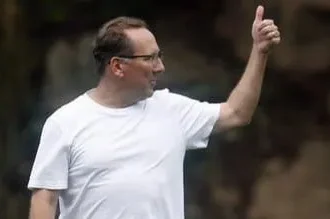 John Textor faz oferta de quase US$ 550 milhões para adquirir o Wolverhampton