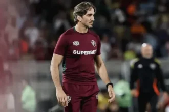 Fluminense chega à quarta vitória seguida no Maracanã e mantém defesa sem sofrer gols com Zubeldía