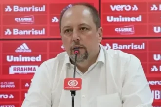 Presidente do Inter convoca torcida para afastar risco de rebaixamento no Brasileirão