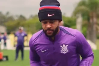 Memphis Depay tenta encerrar jejum de três meses pelo Corinthians diante do Grêmio
