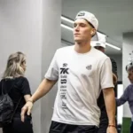Alto investimento não se traduz em rendimento, e Rollheiser segue devendo no Santos
