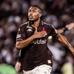 Ancelotti vai a São Januário observar Rayan em duelo entre Vasco e São Paulo