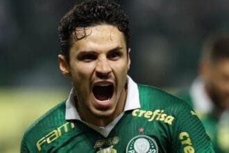Flamengo e Palmeiras enfrentam desgaste na briga pela liderança; veja análise e prováveis escalações da 32ª rodada
