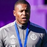 Júlio Baptista projeta carreira de treinador e aponta barreiras para técnicos negros