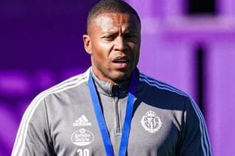 Júlio Baptista projeta carreira de treinador e aponta barreiras para técnicos negros