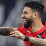 Athletico-PR decide negociar Mastriani no início de 2025 para enxugar gastos