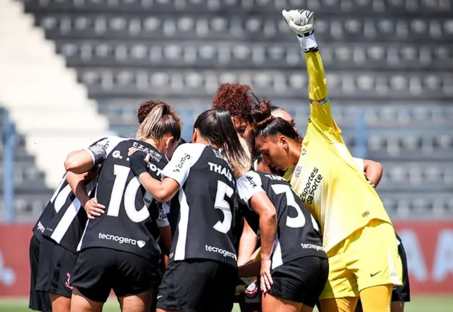 Corinthians supera São Paulo e confirma vaga na semifinal do Paulistão Feminino