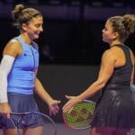 Italianas vencem na estreia e lideram Grupo Martina Navratilova no WTA Finals
