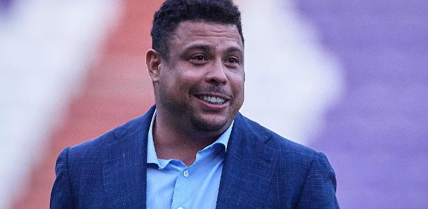 Ronaldo Fenômeno divulga escalação dos 11 melhores jogadores da história, segundo sua preferência