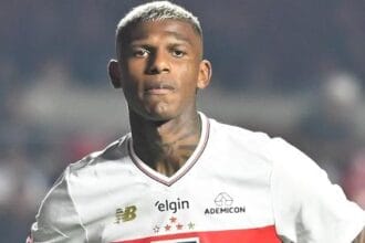 Arboleda vira quarto artilheiro do São Paulo em meio à oscilação do ataque