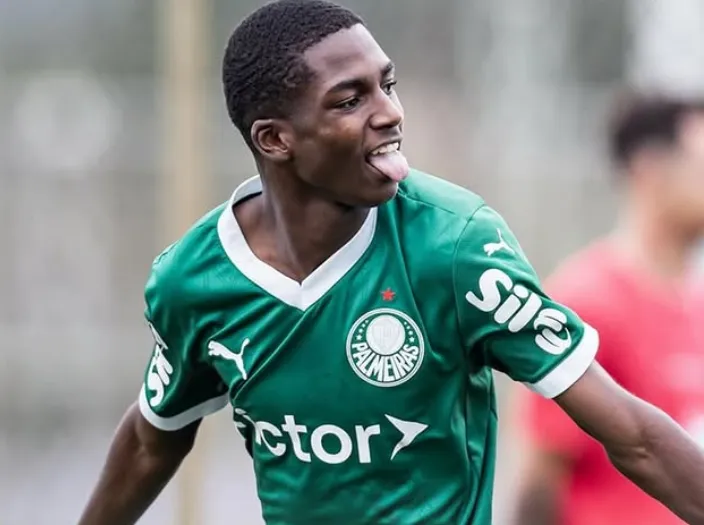 Palmeiras faz 3 a 0 no São Paulo e fica perto do título do Paulista Sub-14