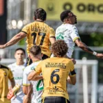 Amazonas bate Cuiabá por 2 a 0, respira fora do Z-4 e ganha fôlego na Série B