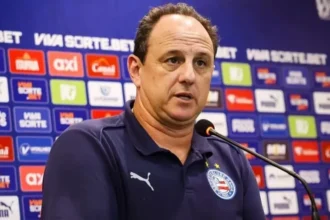 Rogério Ceni critica uso do VAR e pede profissionalização da arbitragem no Brasil