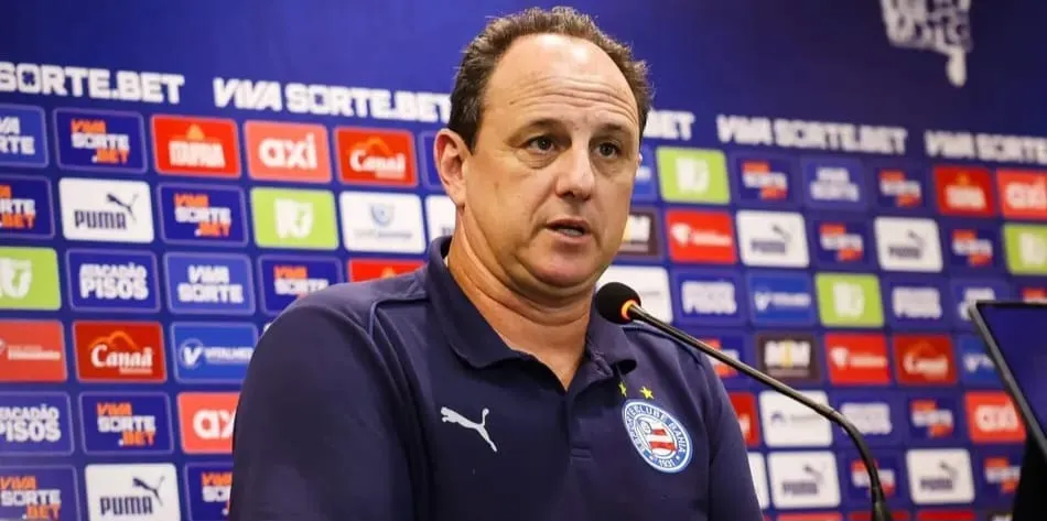Rogério Ceni critica uso do VAR e pede profissionalização da arbitragem no Brasil