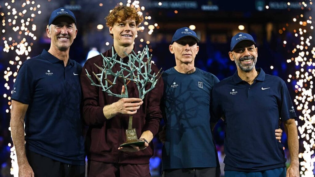 Sinner volta ao topo do ranking após conquistar o Masters de Paris e já foca no ATP Finals