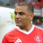 Internacional perde Mercado e Borré e terá de mexer no time contra o Vitória
