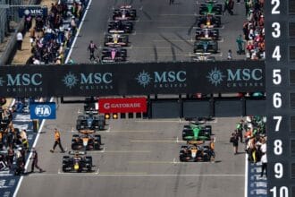 Russell destaca disputa com Ferrari e Red Bull e busca segundo lugar de Construtores para a Mercedes