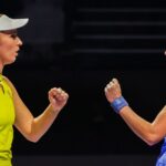 Mertens e Kudermetova avançam às semifinais de duplas do WTA Finals