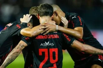 Bragantino quebra série negativa e supera Corinthians por 2 a 1 em noite de polêmica na arbitragem