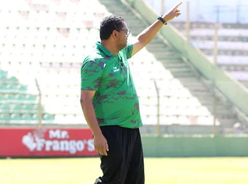 Técnico João Santos projeta Rio Preto forte na Série A3 de 2026