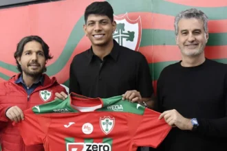 Portuguesa acerta empréstimo de Zé Vitor para o Paulistão 2026
