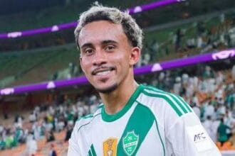 Matheus Gonçalves faz gol na Arábia Saudita e alfineta Filipe Luís com #anárquico