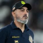 Técnico do Mirassol diz que horas em games de futebol ajudaram a moldar carreira: “Meu melhor save é a vida real”