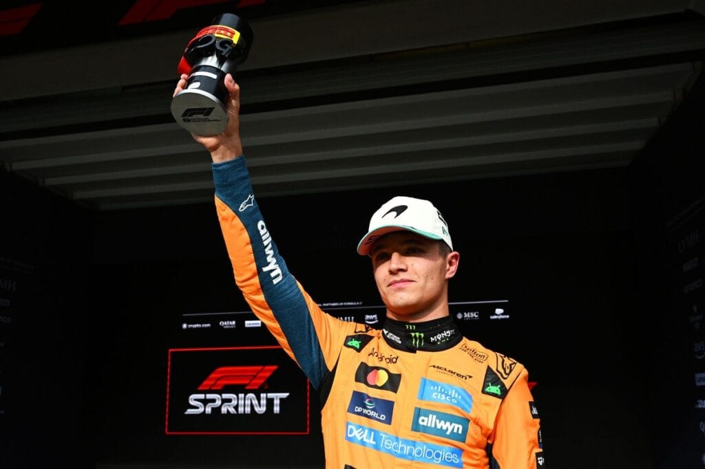 Norris garante pole e Bortoleto larga em 14º na sprint do GP de São Paulo de F1