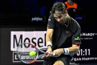 Norrie avança à final em Metz, enfrenta Tien e ameaça posição de João Fonseca