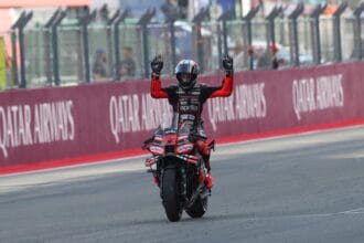 Bezzecchi triunfa no GP de Portugal e assegura 3º lugar no Mundial