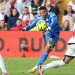 Defesa do Rayo segura ataque do Real, e líder empata pela primeira vez em La Liga