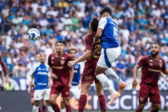 Fábio fecha o gol, Cruzeiro pressiona e duelo com Fluminense termina sem gols no Mineirão
