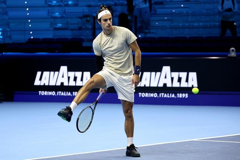 Italianos dominam a segunda-feira no ATP Finals; Musetti estreia de dia e Sinner encerra a rodada noturna