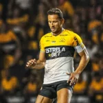 Criciúma vence Atlético-GO, chega a 58 pontos e mantém acesa a luta pelo acesso