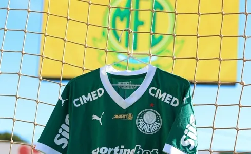 Palmeiras visita o Santos com quatro ausências confirmadas e liderança ameaçada