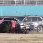 Safety Car causa acidente inusitado durante etapa da NASCAR México