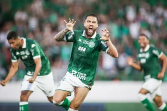 Guarani admite saída de Bruno Santos, artilheiro de 2025, diante de proposta da Ásia