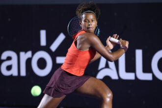 Aos 15 anos, Victória Barros estreia com vitória no ITF de Antalya