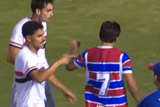 Acusação de racismo interrompe Fortaleza x São Paulo pela Copa do Brasil Sub-20