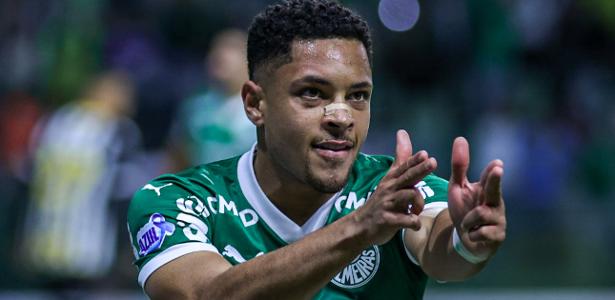 Palmeiras consideraria oferta de € 50 milhões por Vitor Roque, afirma Danilo Lavieri
