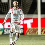 Operário-PR estende contrato de Juan Zuluaga até 2027