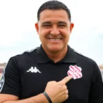 Bangu anuncia Flávio Tinoco como técnico para o Carioca 2026
