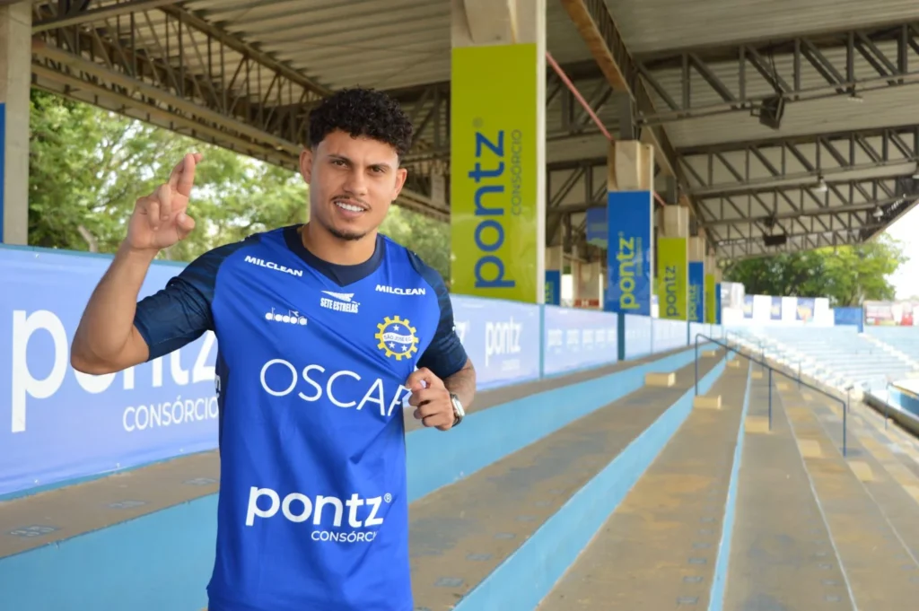 São José acerta a chegada do lateral-direito Igor Dutra para o Paulistão A2 de 2026