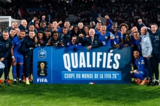 França garante classificação à Copa, Portugal cai com expulsão de CR7 e Itália fica perto da repescagem