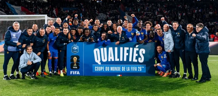 França garante classificação à Copa, Portugal cai com expulsão de CR7 e Itália fica perto da repescagem
