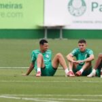 Palmeiras convoca trio do sub-20 e avalia mais garotos para o clássico com o Santos