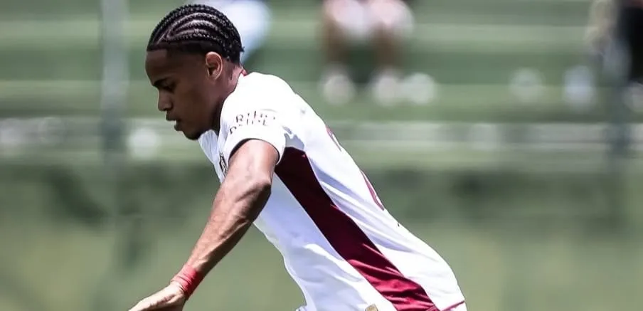 Matheus Reis reaparece no Sub-20 do Fluminense após um ano parado por lesão
