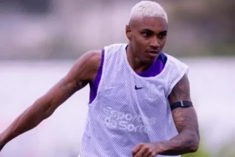Vitinho e André voltam aos treinos e podem reforçar o Corinthians no clássico contra o São Paulo