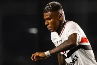 Lesões de Arboleda e Lucas Moura preocupam São Paulo antes do clássico com o Corinthians